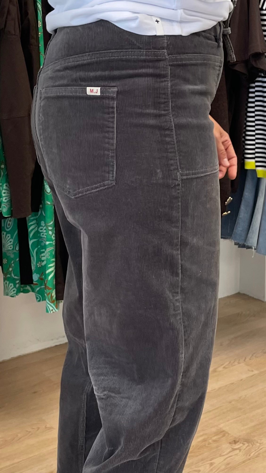 Monaco Leo Barrel Jeans Corduroy Smoke Charcoal (PRE ORDER)