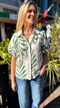 Suki Button Down Collar Shirt Leaf Print Green
