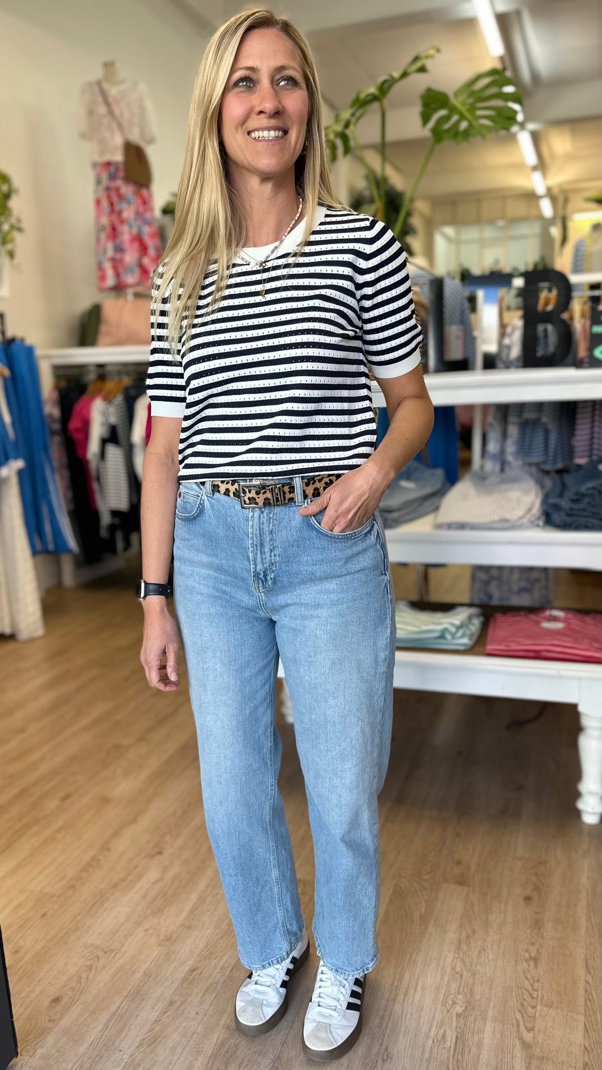Sian Top Navy Oat