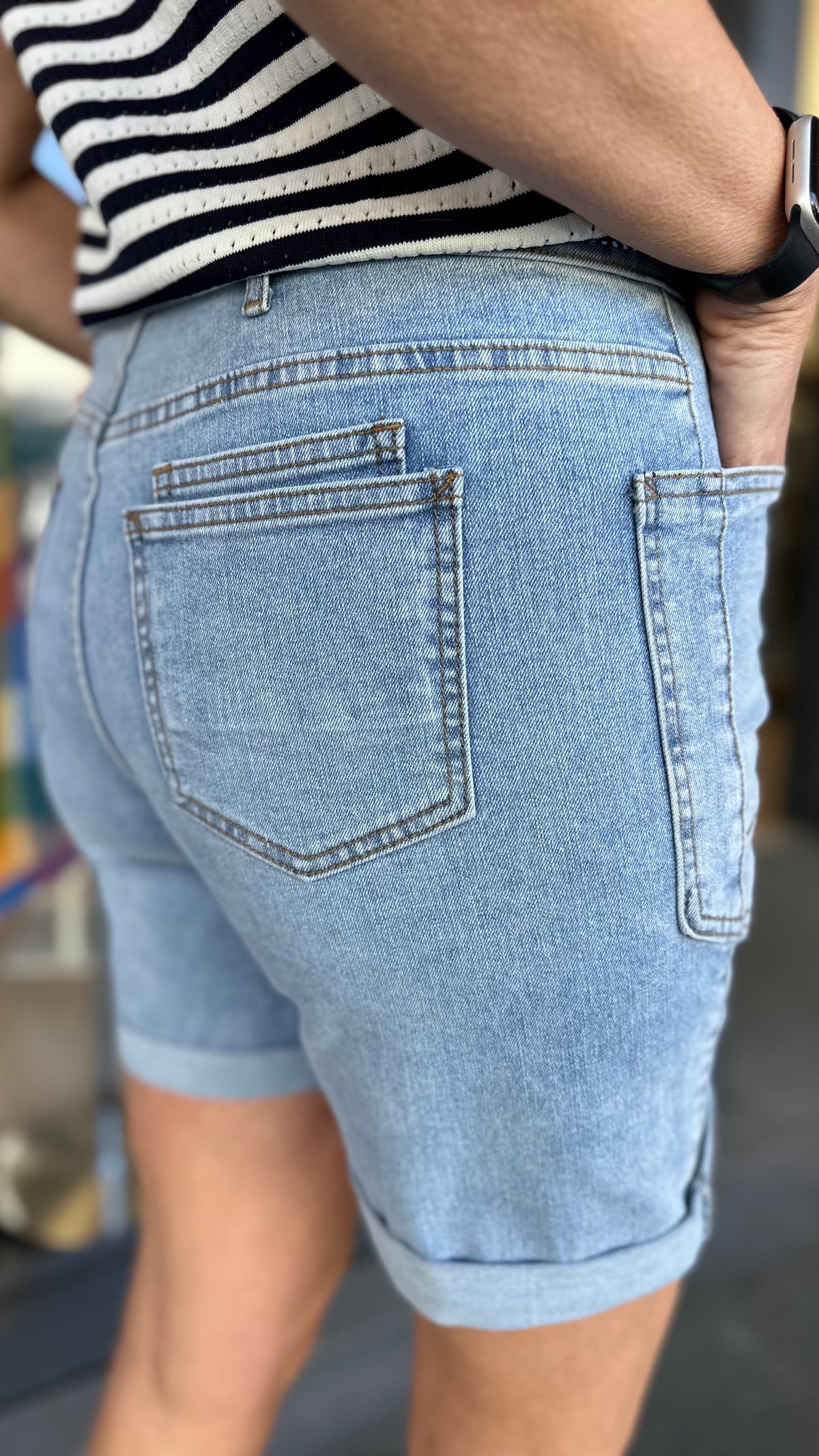 Bella Short