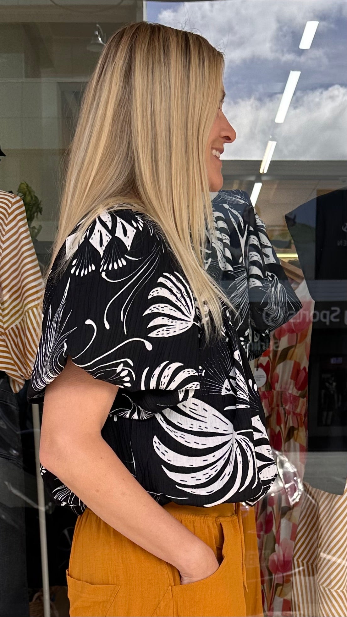 Balloon Crop Top Palm Print Black