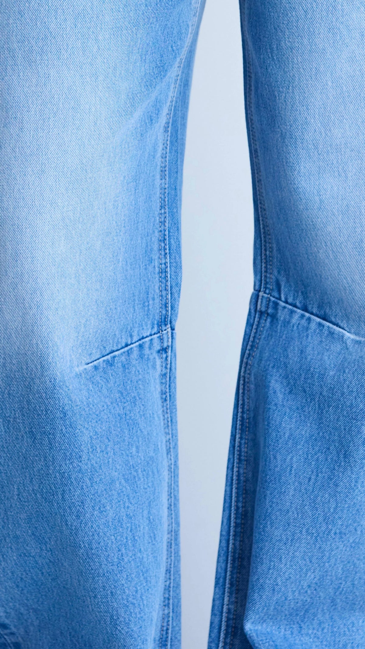 Carson Barrel Jean Mid Blue Wash