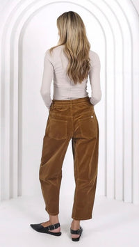 Monaco Leo Barrel Jeans Corduroy Camel (PRE ORDER)