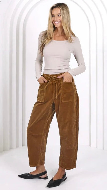 Monaco Leo Barrel Jeans Corduroy Camel (PRE ORDER)