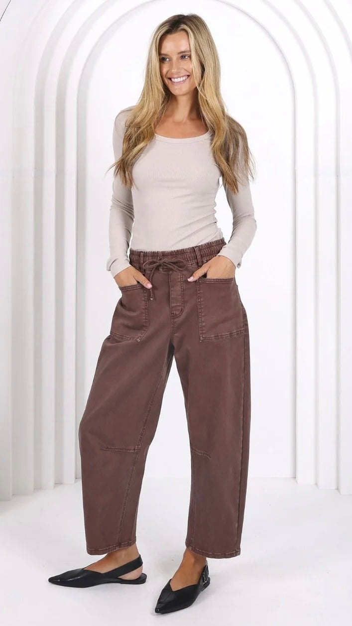 Monaco Leo Barrel Jeans Chocolate Denim (PRE ORDER)