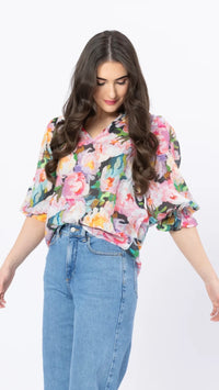 Graceful Top Canvas Pop