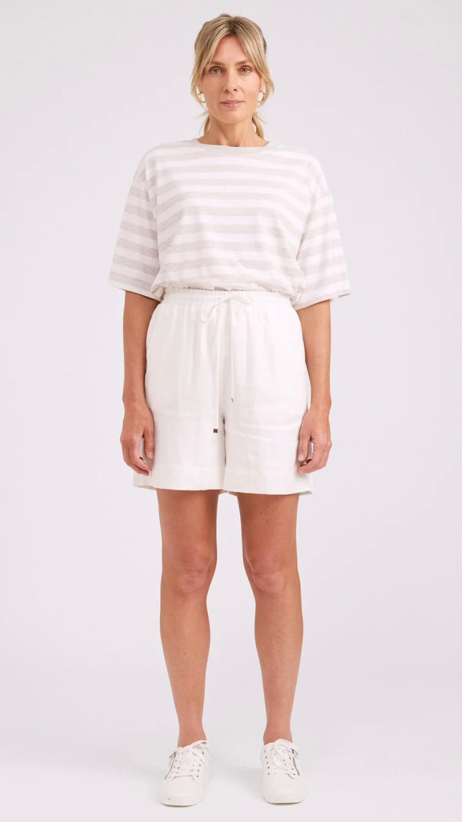 Studio Bermuda Short White