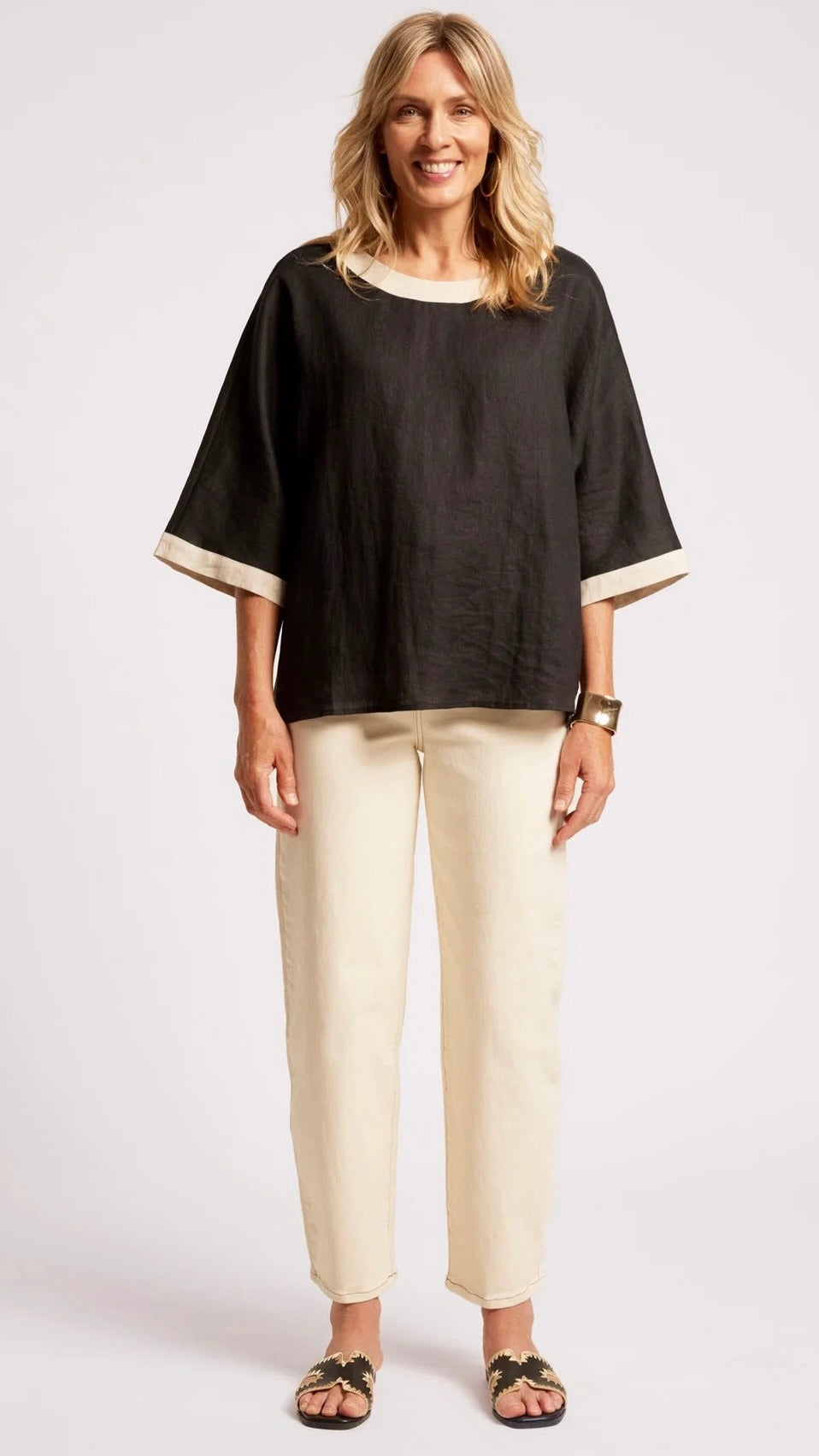 Maris Relaxed Top Black Tusk