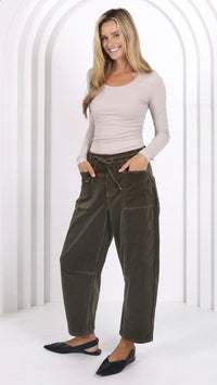 Monaco Leo Barrel Jeans Corduroy Forest Moss