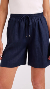 Studio Bermuda Short Navy