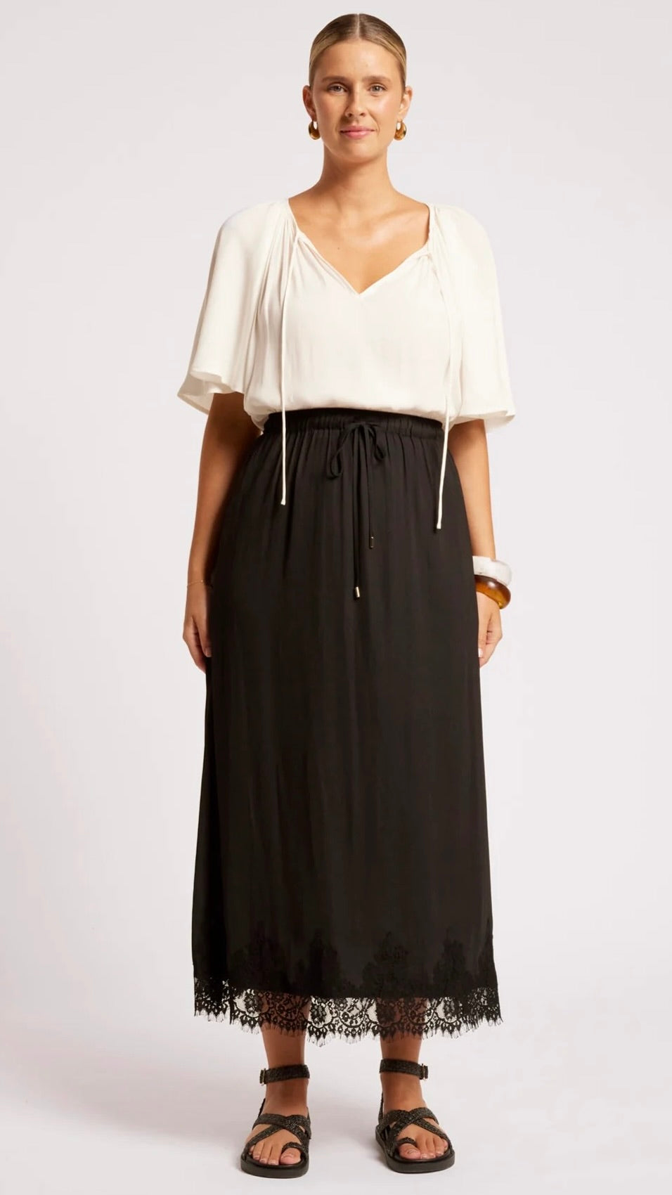 Drift Lace Skirt