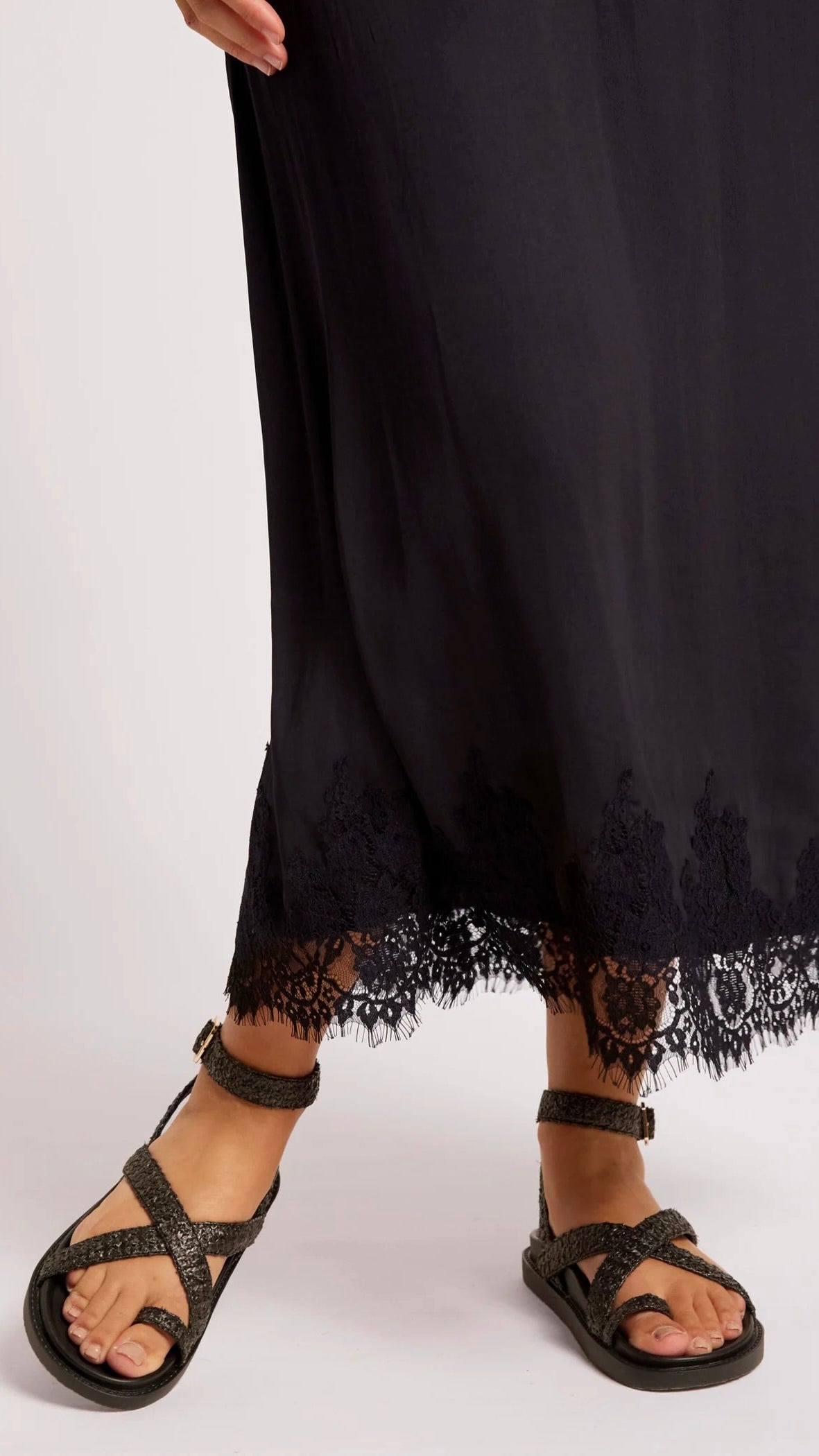 Drift Lace Skirt