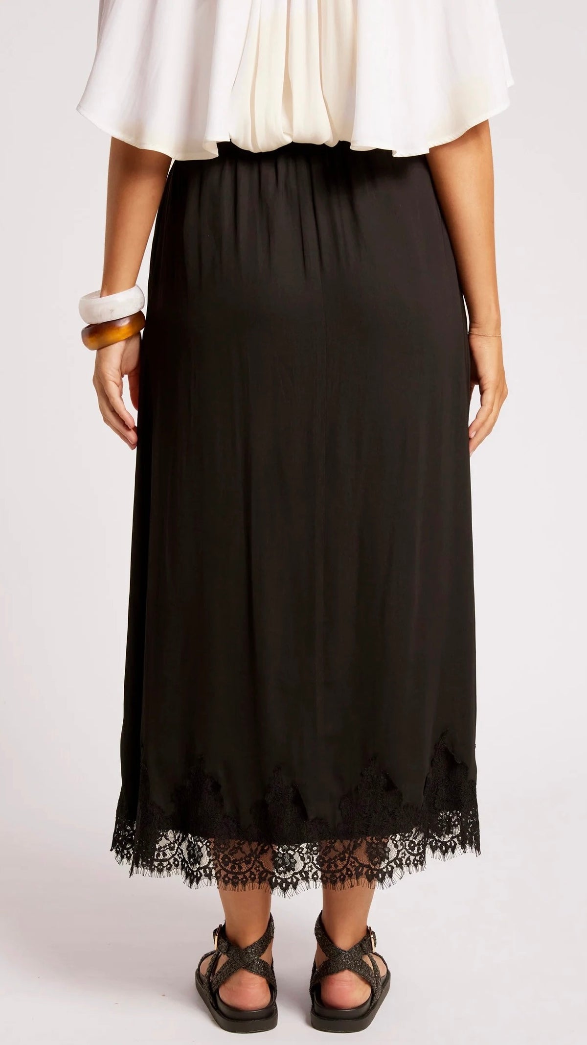 Drift Lace Skirt