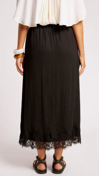 Drift Lace Skirt