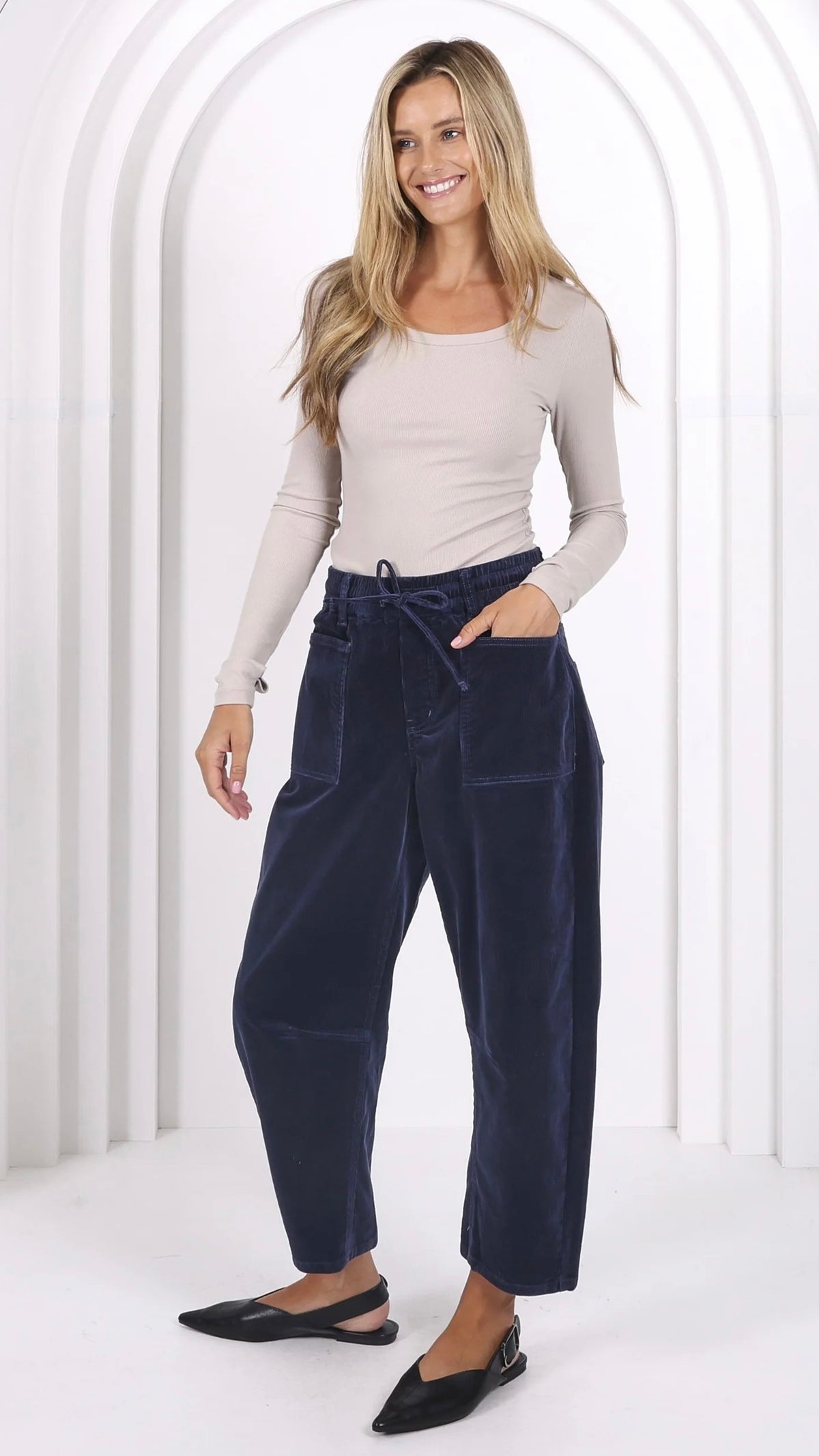 Monaco Leo Barrel Jeans Corduroy Smoke Navy