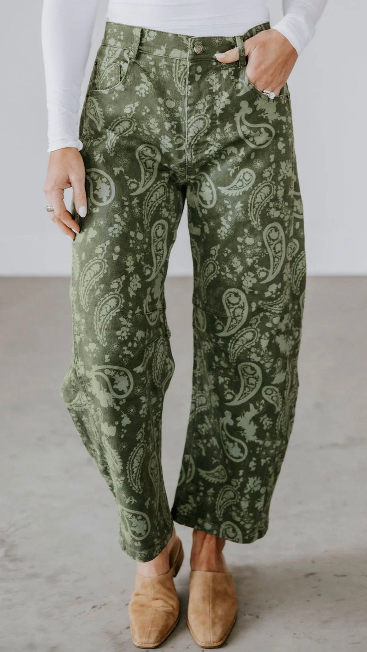 Austin Barrel Jean Paisly Print