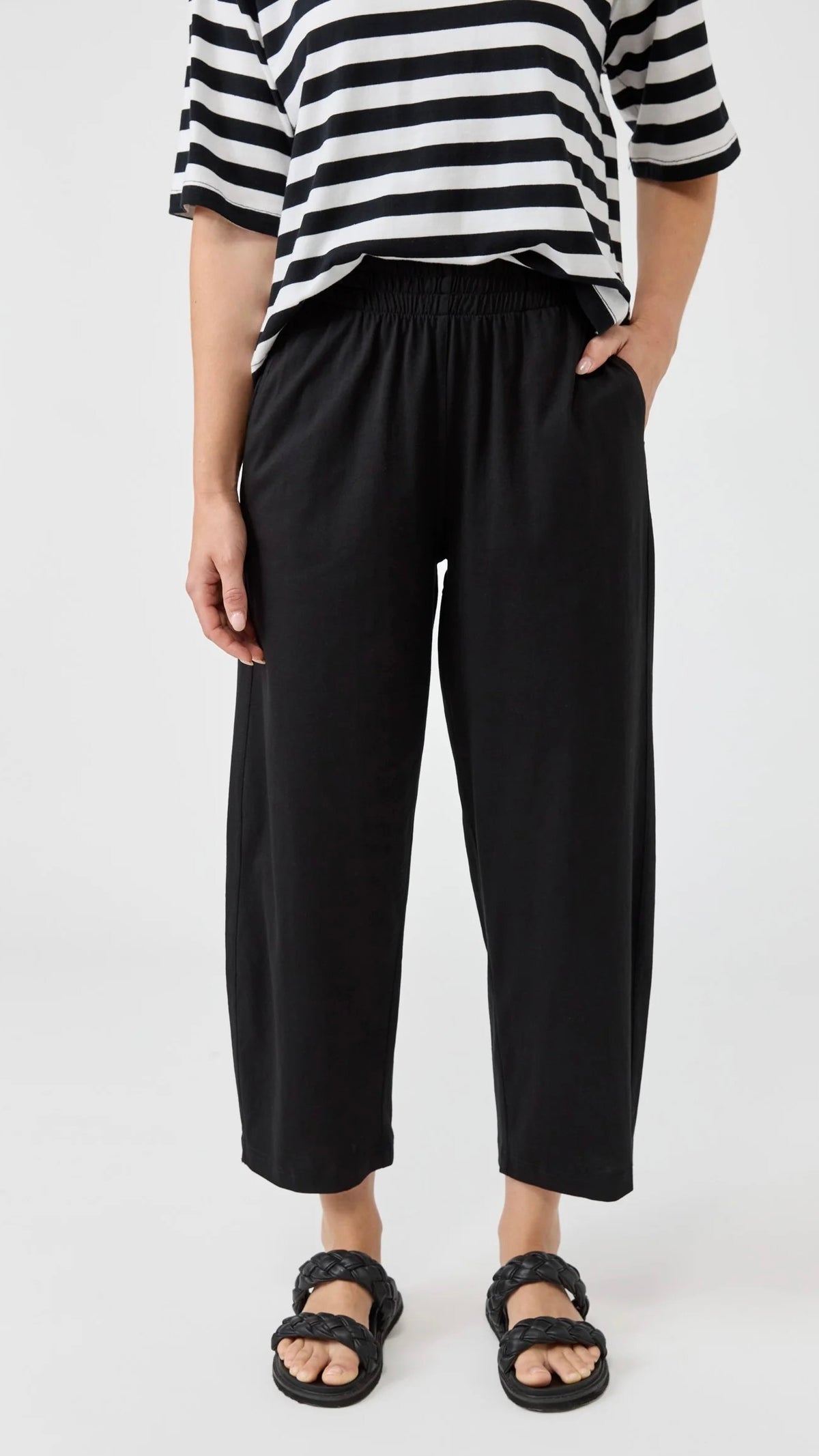 Studio Traveller Pant Black