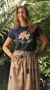 Classic Tee Blushing Blooms Navy