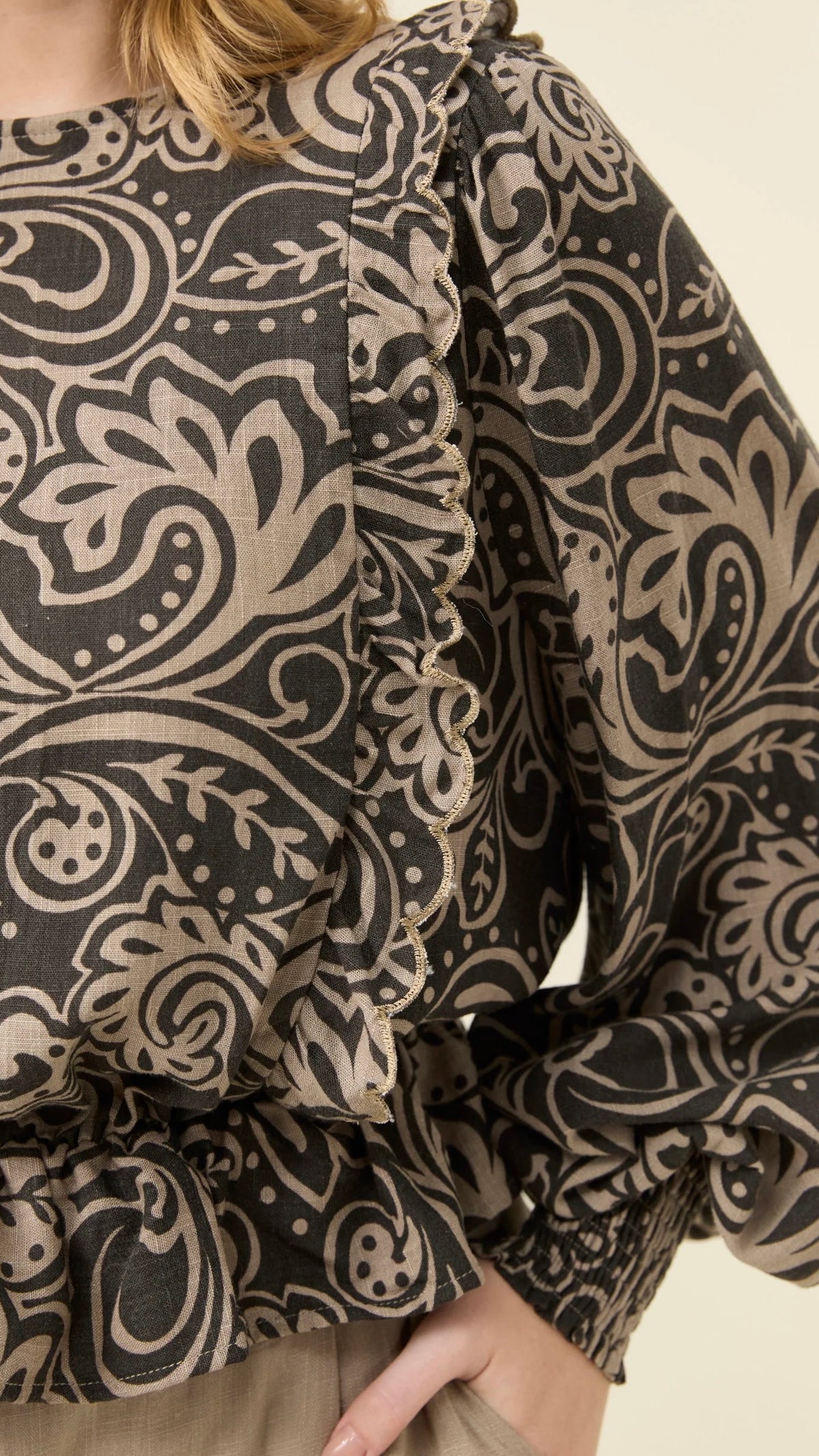 Grace Frill Top Paisley