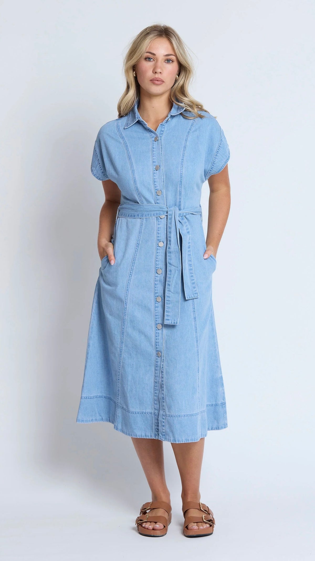 Duke Dress Light Wash