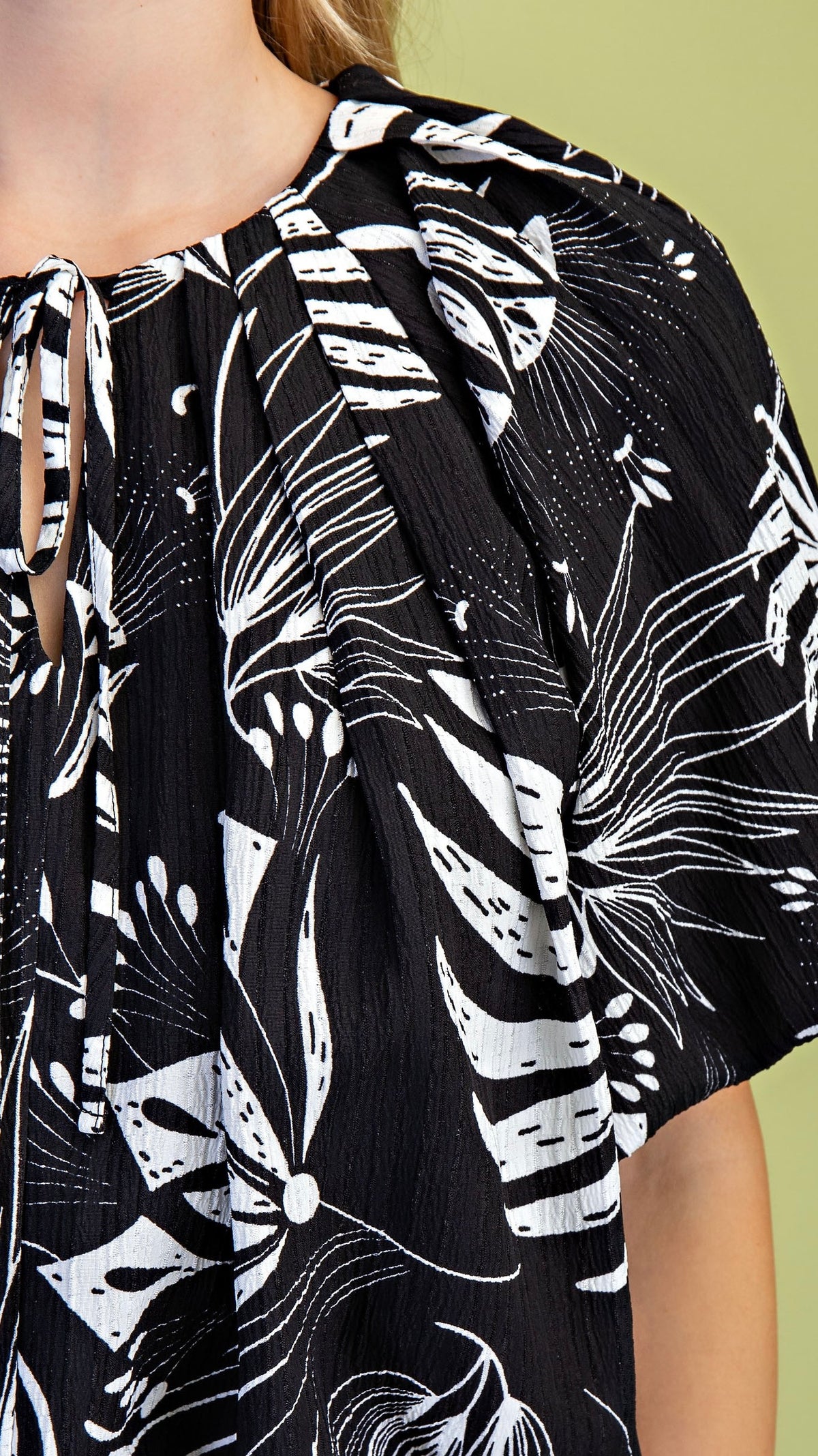 Balloon Crop Top Palm Print Black