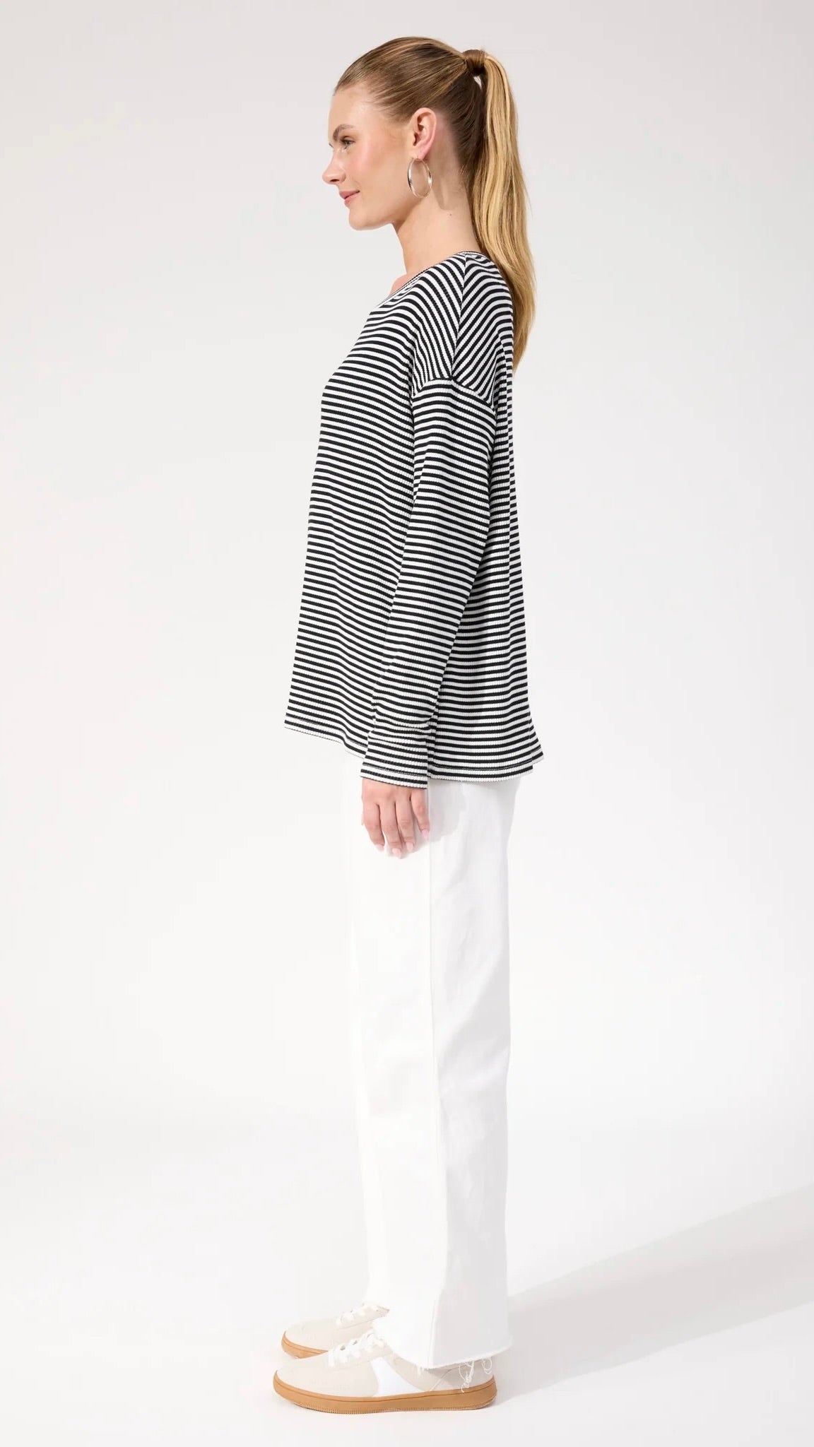 Levi Stripe Long Sleeve Tshirt Black
