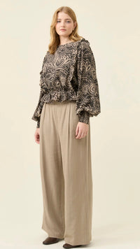 Grace Frill Top Paisley