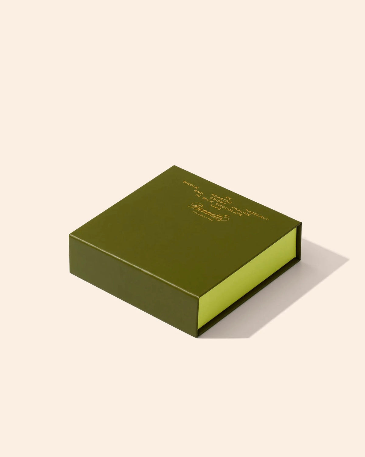 Bennetts 9 Whole Roasted Hazelnut & Crispy Praline in Milk Chocolate