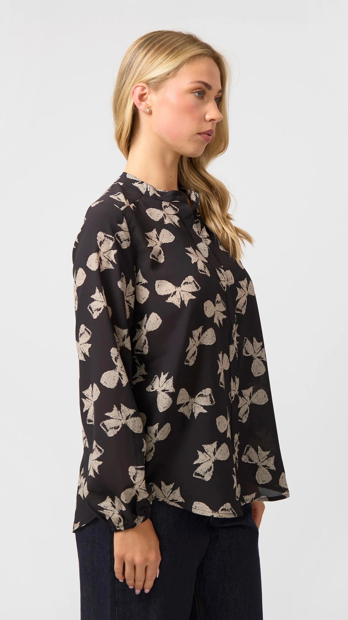 Faye Blouse Bow Peep