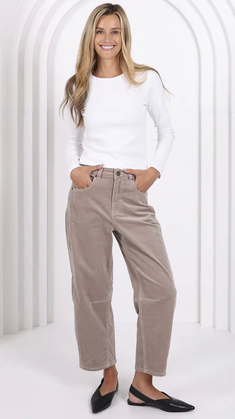 Monaco Toni Barrel Jeans Corduroy Latte