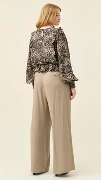 Grace Frill Top Paisley