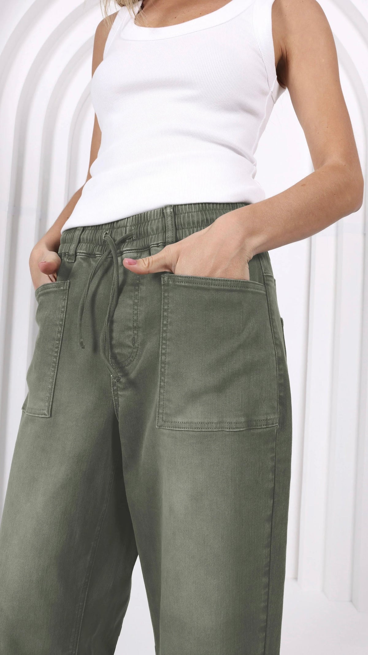 Monaco Leo Barrel Jeans Khaki