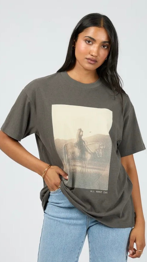 Yellowstone Relaxed Tee Charcoal