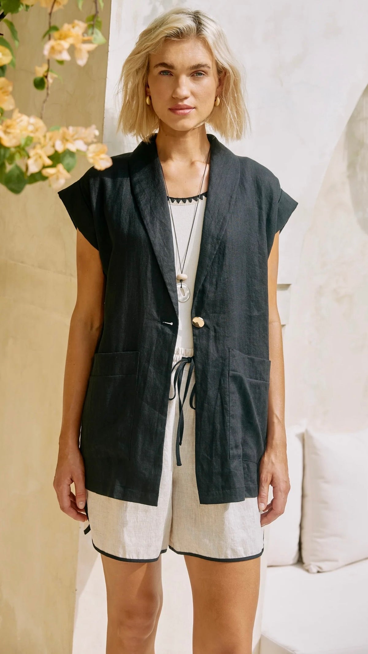 Maris Blazer Vest Black