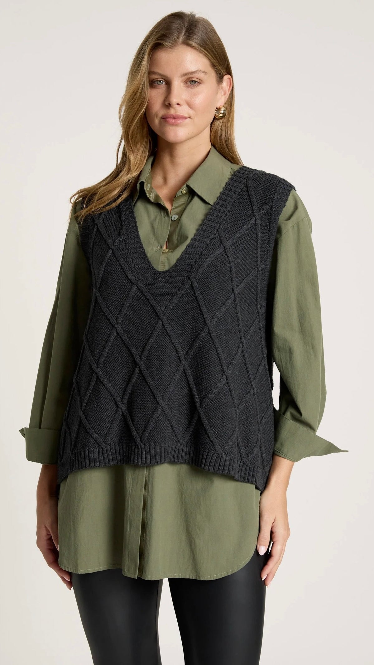 Liora Knit Vest Char