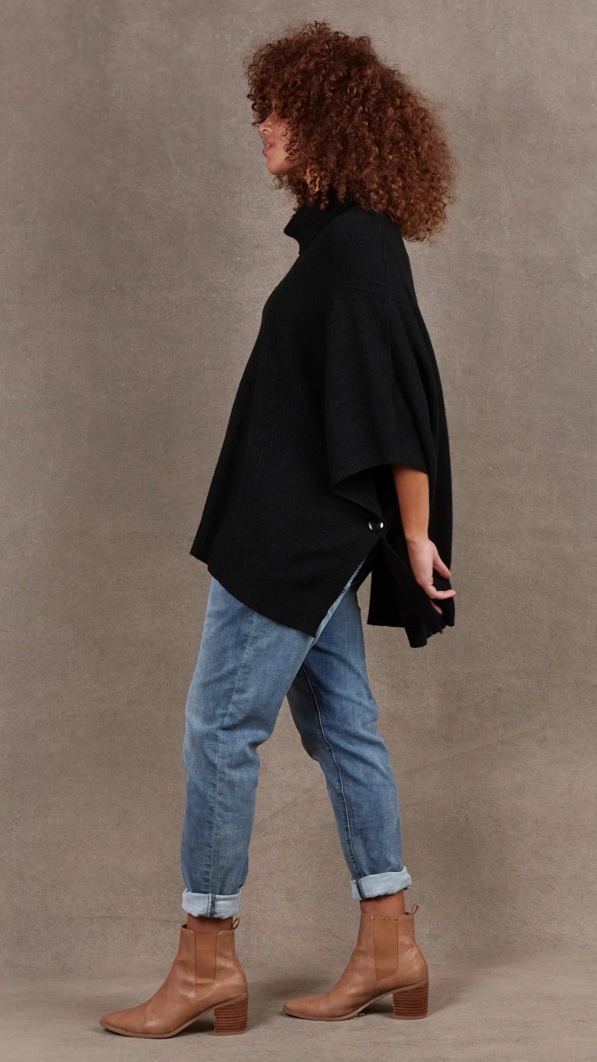 Nawi Poncho Ebony