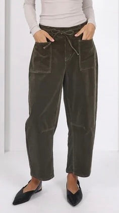 Monaco Leo Barrel Jeans Corduroy Forest Moss (PRE ORDER)