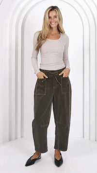 Monaco Leo Barrel Jeans Corduroy Forest Moss (PRE ORDER)