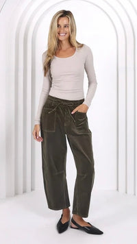 Monaco Leo Barrel Jeans Corduroy Forest Moss (PRE ORDER)