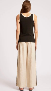 Maris Stitched Tank Black Tusk