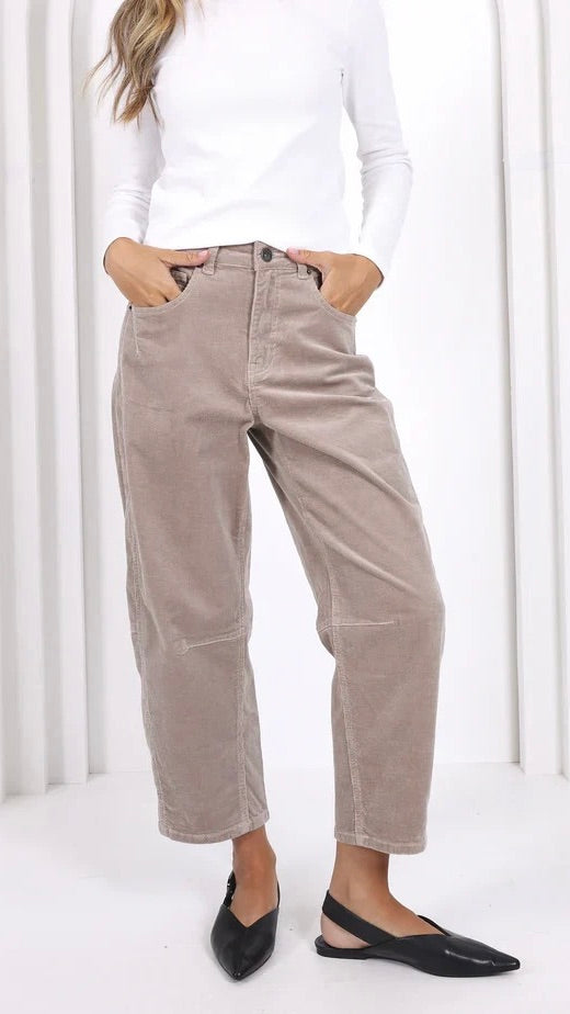 Monaco Toni Barrel Jeans Corduroy Latte (PRE ORDER)