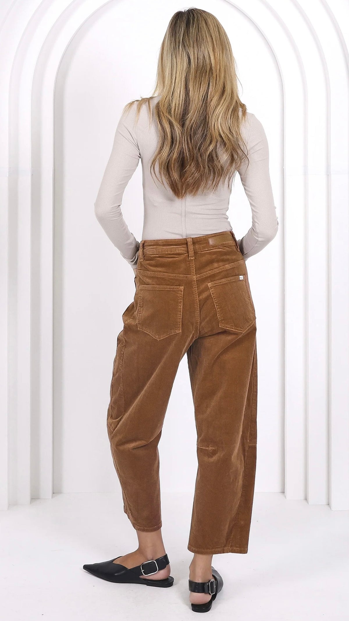 Monaco Toni Barrel Jeans Corduroy Tan