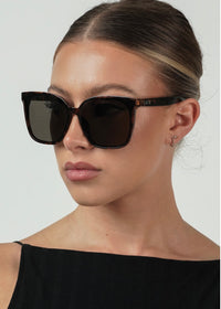 Otra Betty Tortoiseshell