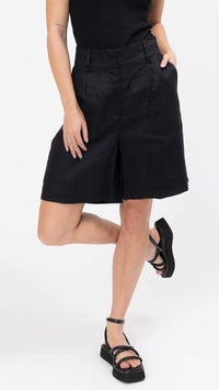 Bermuda Short Black