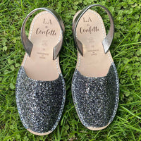 LA x Confetti Classic Avarcas Gunmetal Glitter