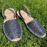 LA x Confetti Classic Avarcas Gunmetal Glitter