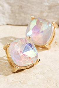 UBS031 Glass Studs Opal White